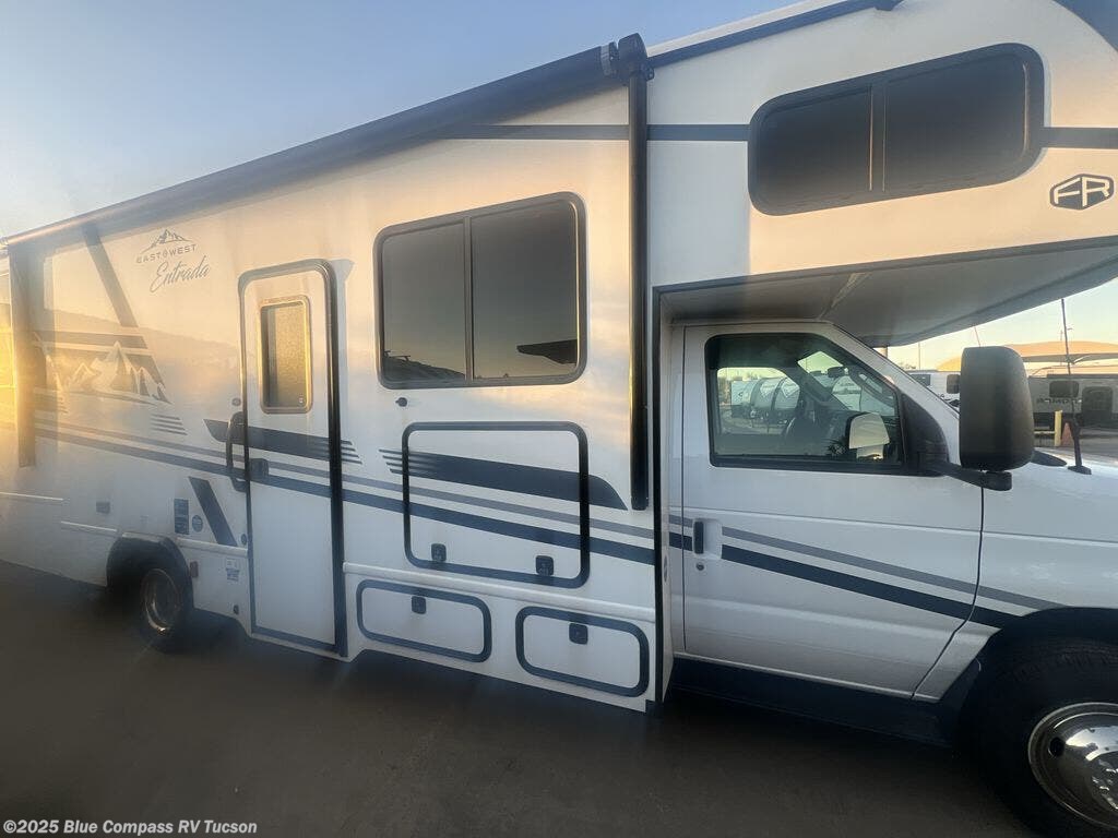 New 2026 East to West Entrada 2800S available in Tucson, Arizona