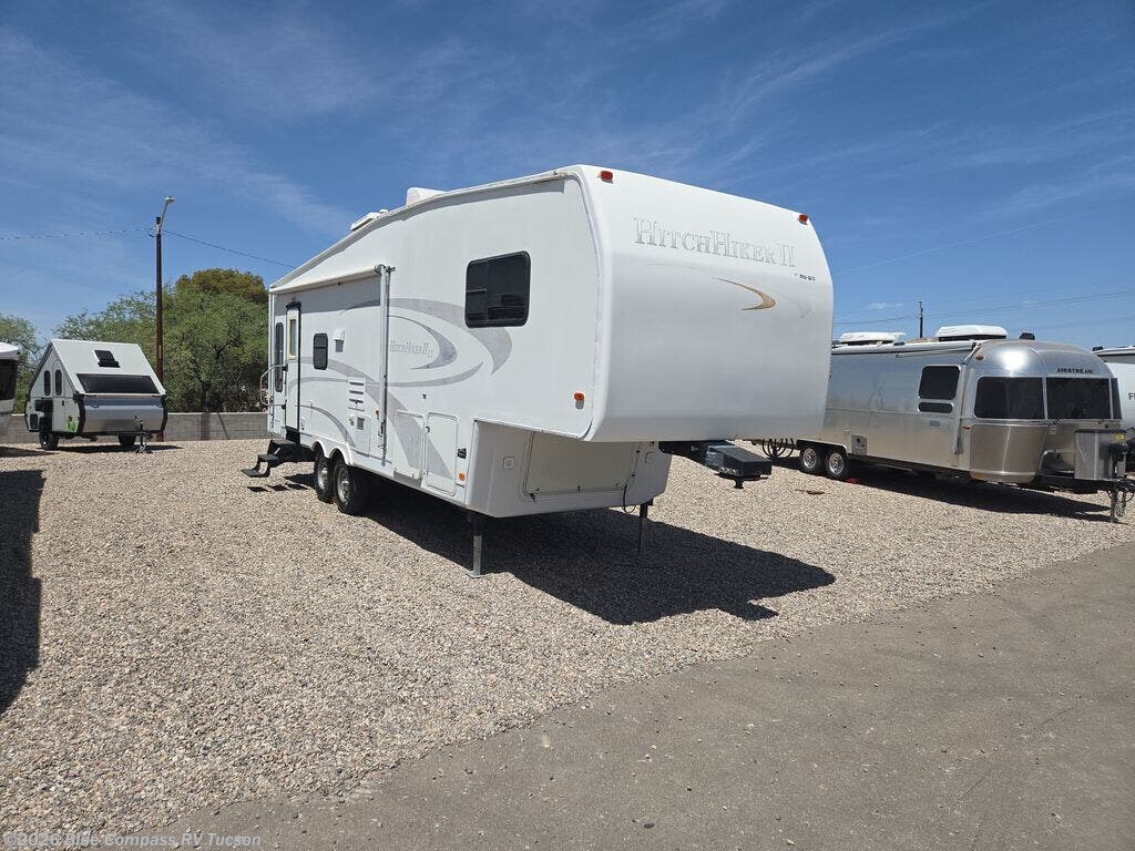 Used 2006 Nu-Wa Hitchhiker II LS 28.5RLBG available in Tucson, Arizona