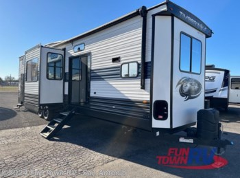 Used 2023 Forest River  Timberwolf 39SR available in Cibolo, Texas