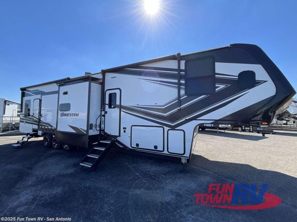 Used 2023 Grand Design Momentum 399TH available in Cibolo, Texas