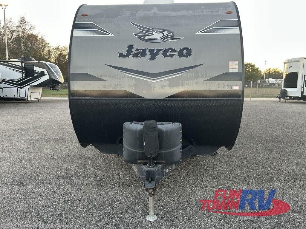 Used 2023 Jayco Jay Flight 331BTS available in Cibolo, Texas