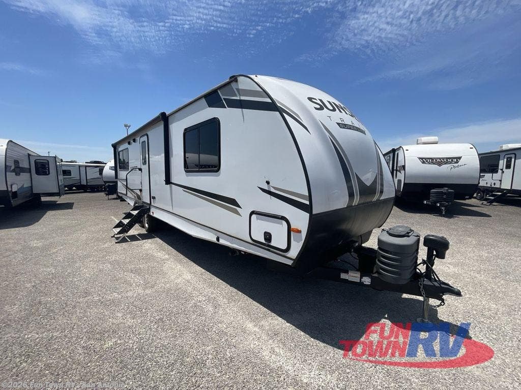 Used 2023 CrossRoads Sunset Trail Super Lite 309RK available in Cibolo, Texas