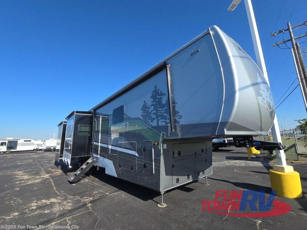 New 2025 Redwood RV Redwood 415RD available in Oklahoma City, Oklahoma