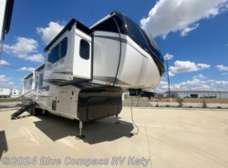 New 2025 Jayco Pinnacle 38FLGS available in Katy, Texas