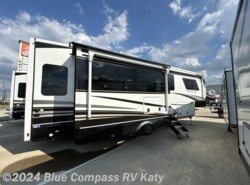 New 2025 Jayco Pinnacle 32RLTS available in Katy, Texas