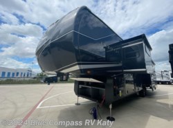 New 2025 Jayco Pinnacle 36FBTS available in Katy, Texas