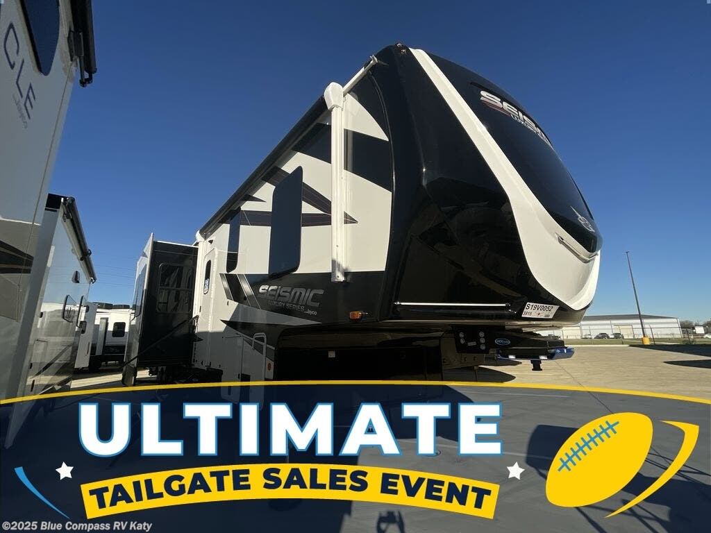 New 2025 Jayco Seismic Luxury Series 3815 available in Katy, Texas