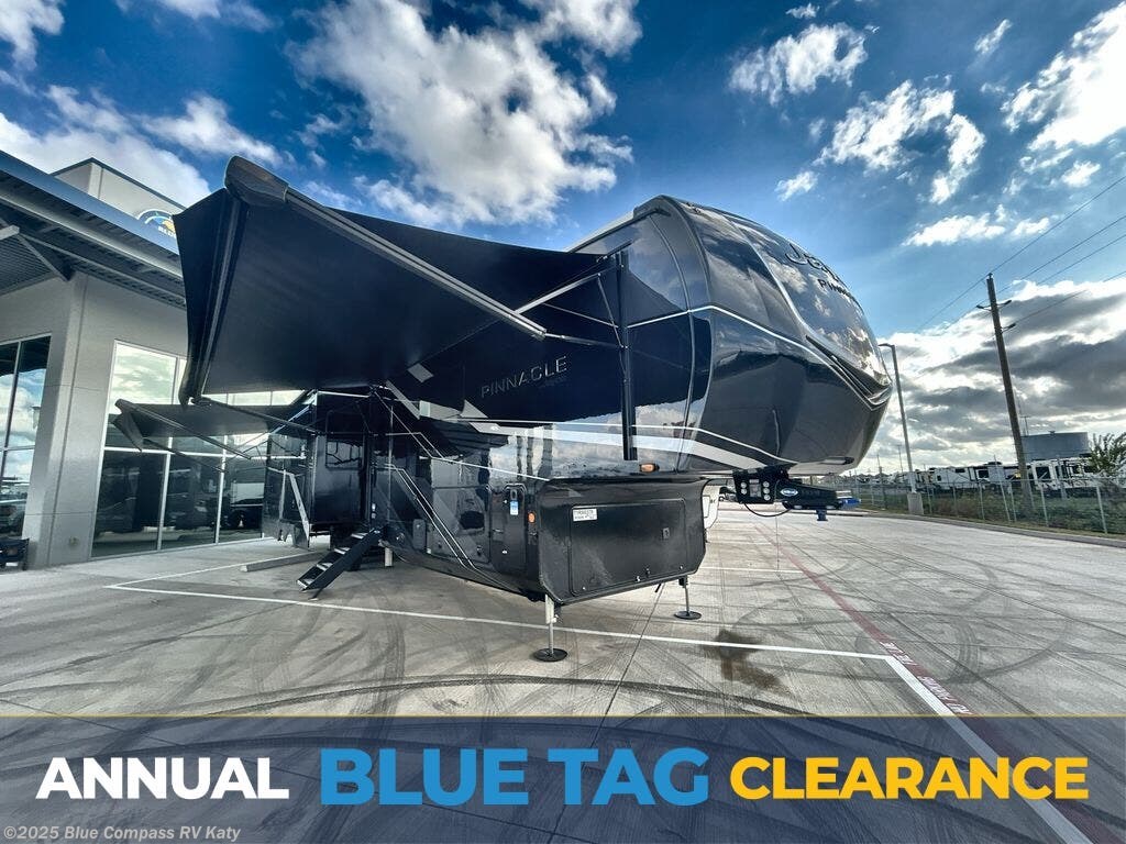 New 2026 Jayco Pinnacle 38FBRK available in Katy, Texas