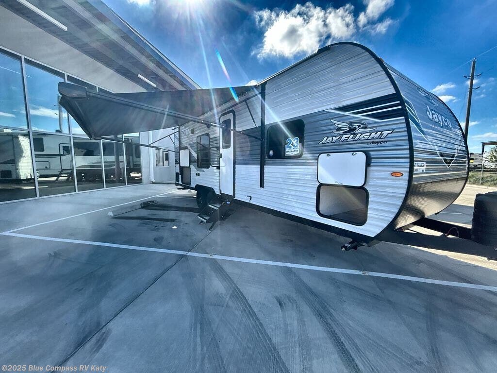 New 2026 Jayco Jay Flight SLX 260BH available in Katy, Texas