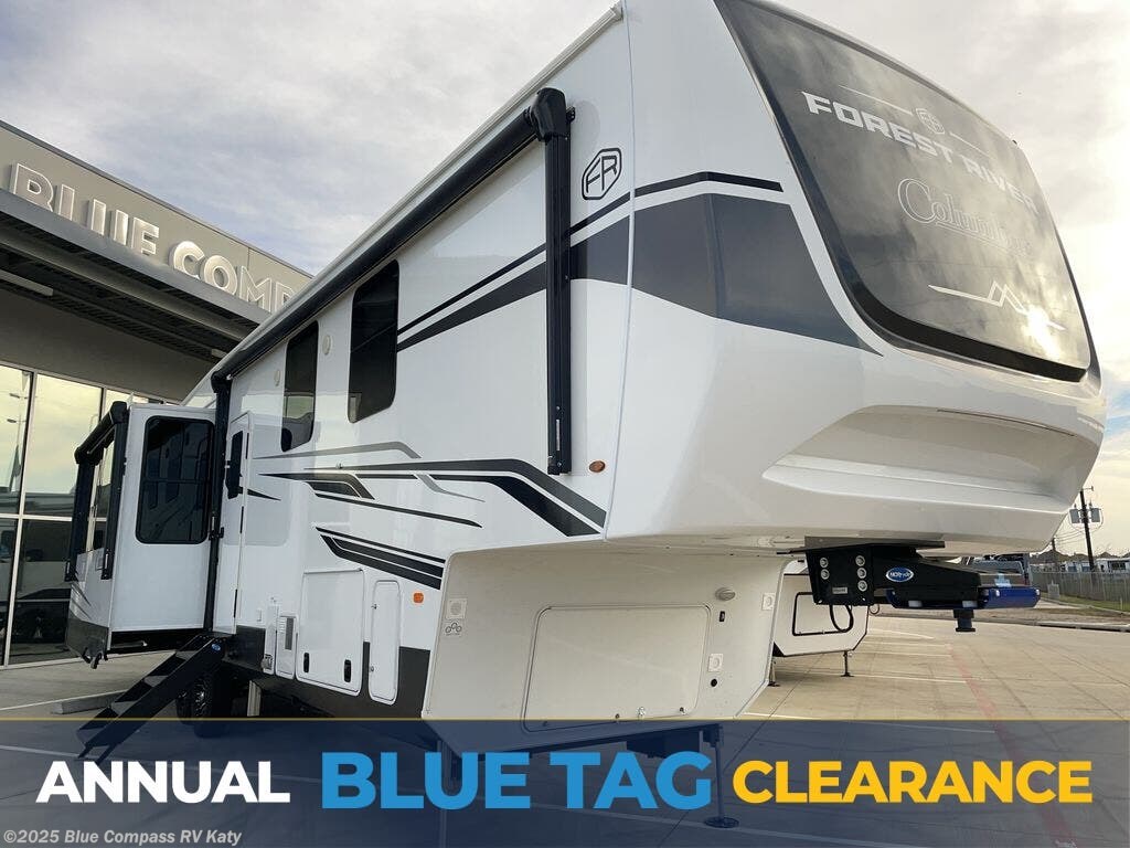 Used 2025 Palomino Columbus 384RKH available in Katy, Texas