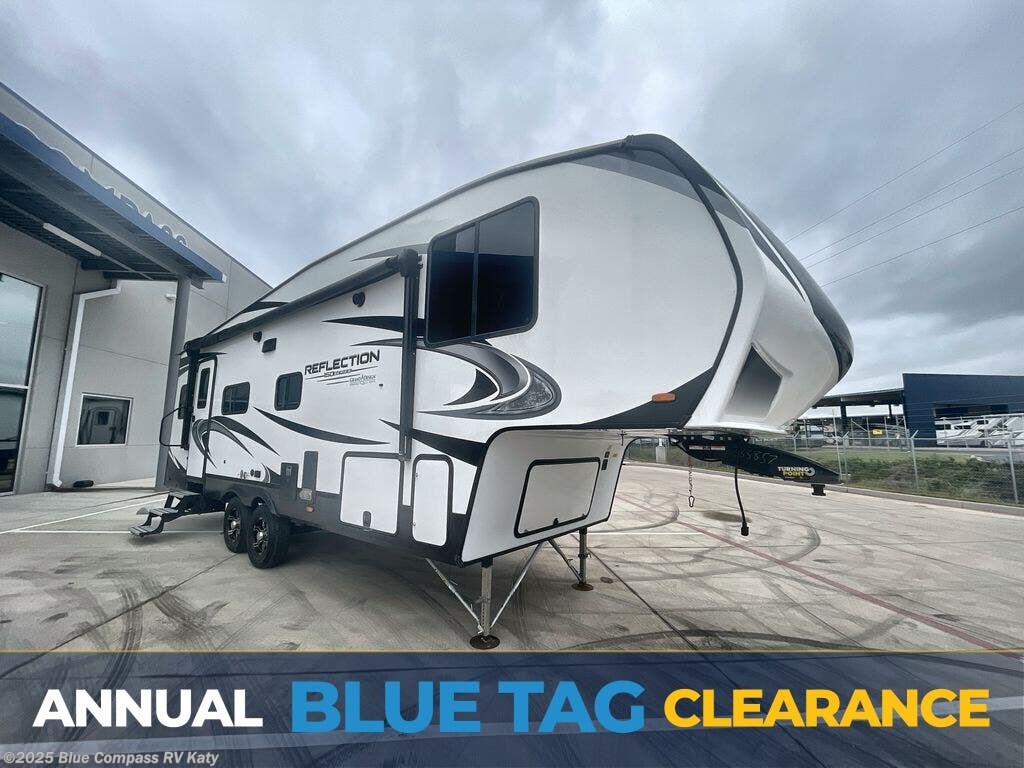 Used 2021 Grand Design Reflection 150 Series 260RD available in Katy, Texas