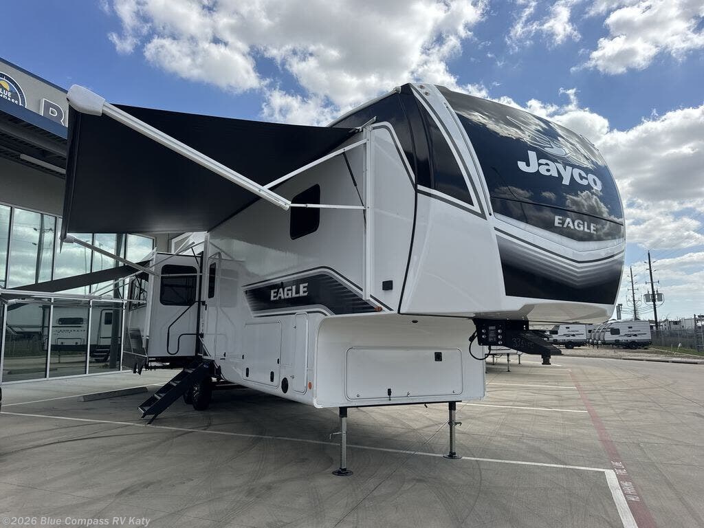 New 2026 Jayco Eagle 335LSTS available in Katy, Texas