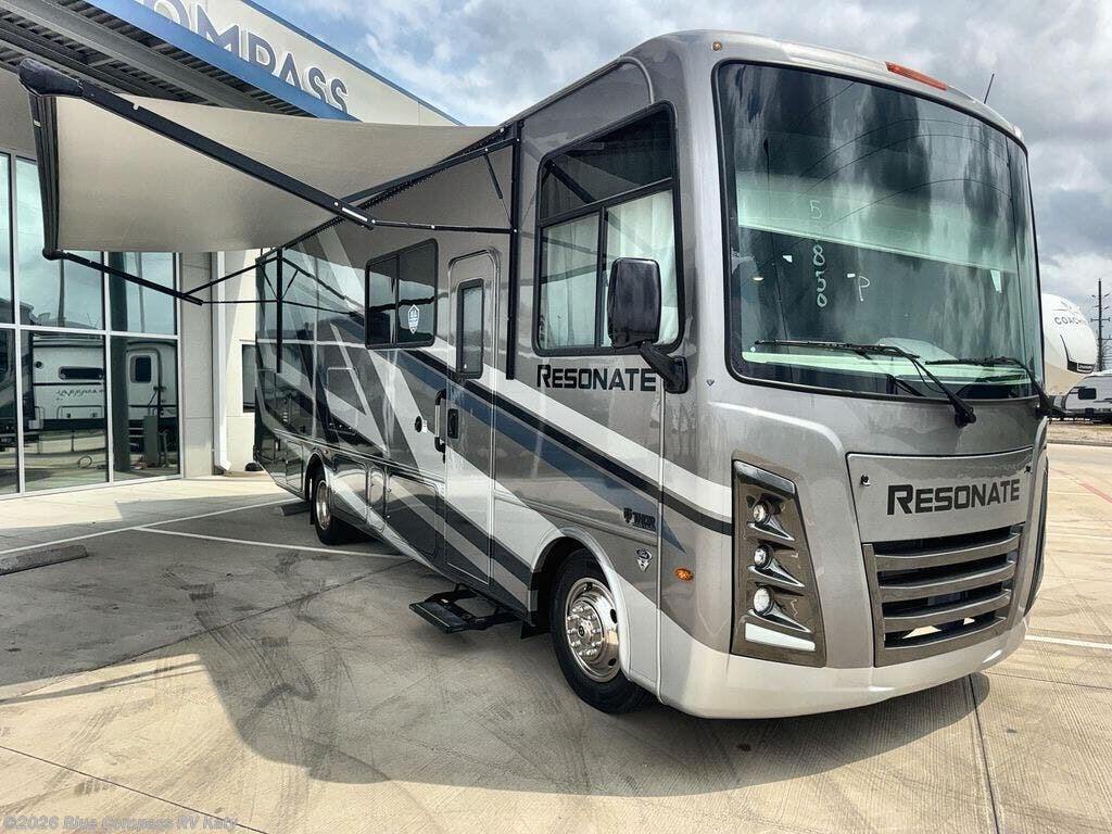 New 2026 Thor Motor Coach Resonate 29D available in Katy, Texas