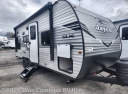 New 2026 Jayco Jay Flight SLX 210QB available in Katy, Texas
