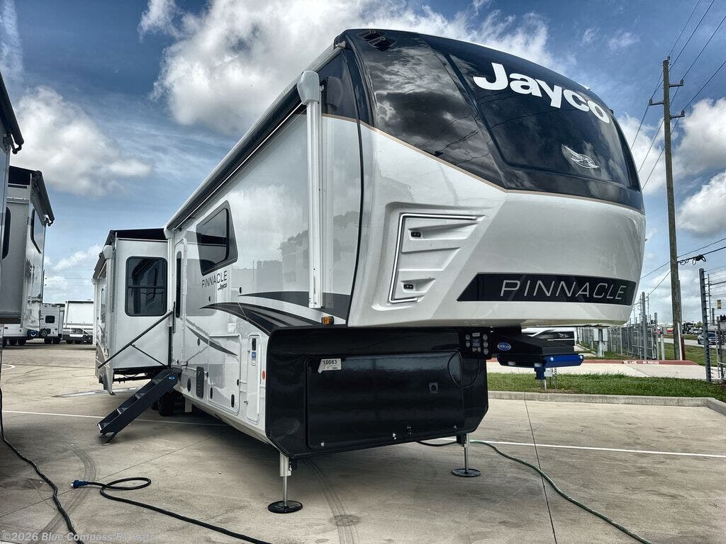 New 2027 Jayco Pinnacle 38FBRK available in Katy, Texas