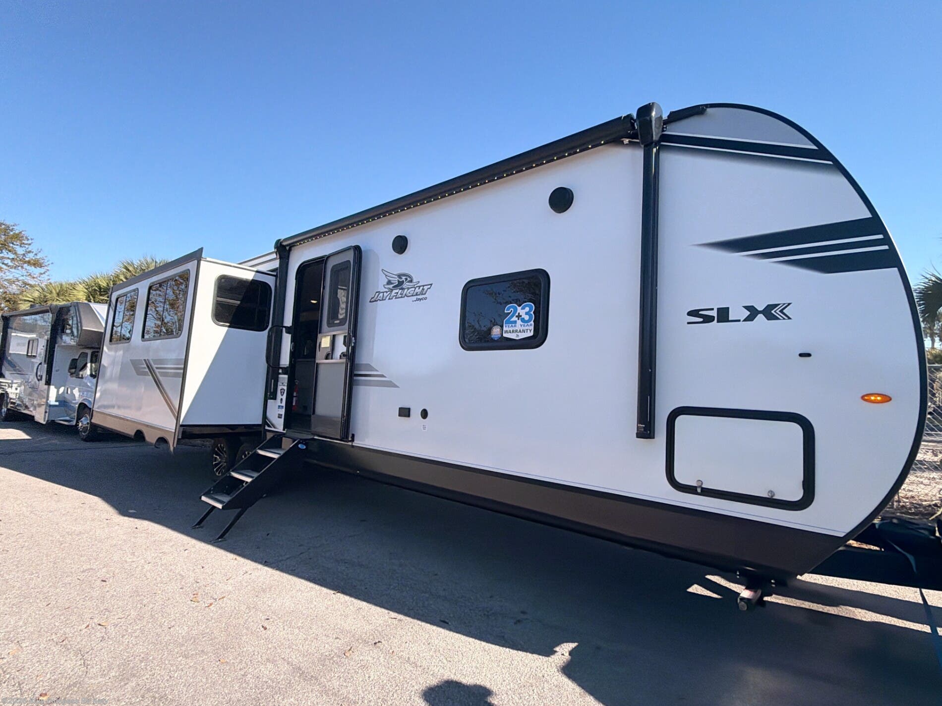 New 2026 Jayco Jay Flight SLX 334RTS available in Katy, Texas
