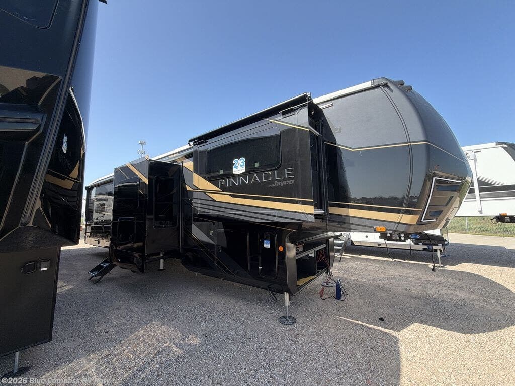 New 2027 Jayco Pinnacle 39FLOK available in Katy, Texas