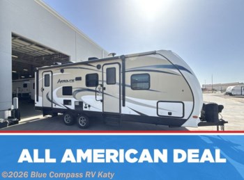 Used 2017 Dutchmen Aerolite Luxury Class 242BHSL available in Katy, Texas