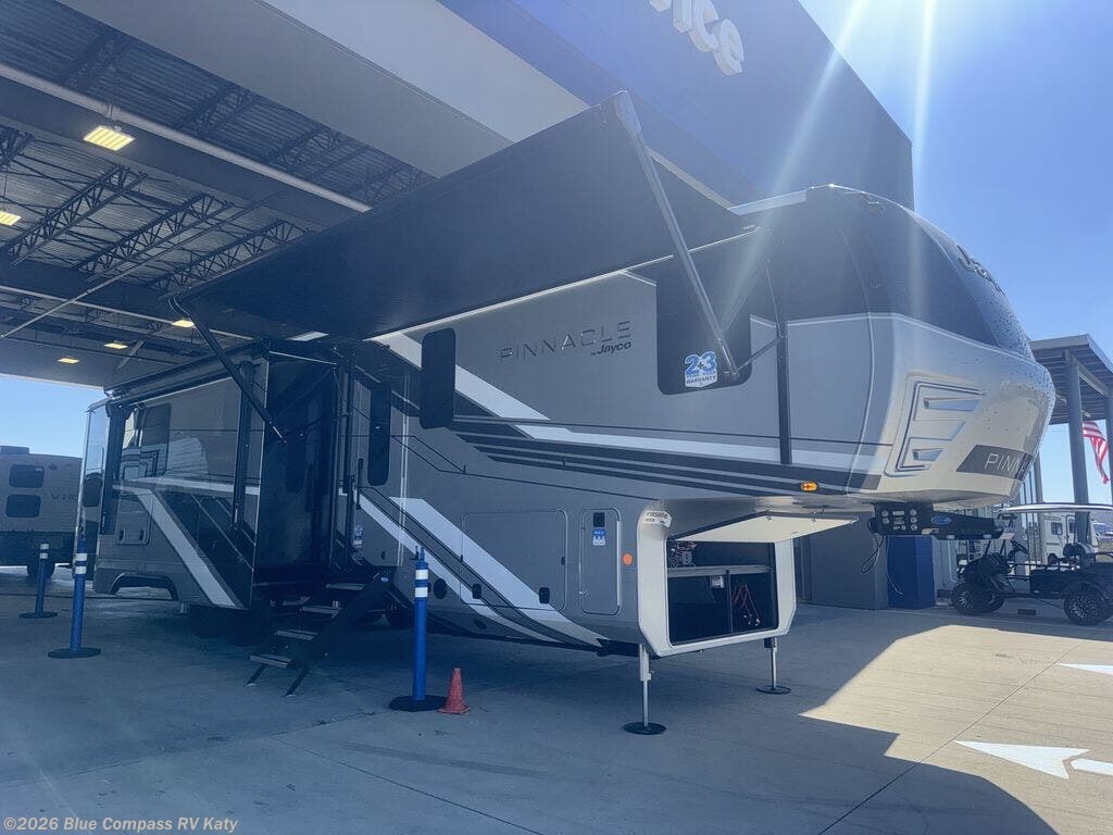 New 2027 Jayco Pinnacle 39DSDB available in Katy, Texas