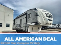 Used 2022 Forest River Cherokee Arctic Wolf 287BH available in Katy, Texas