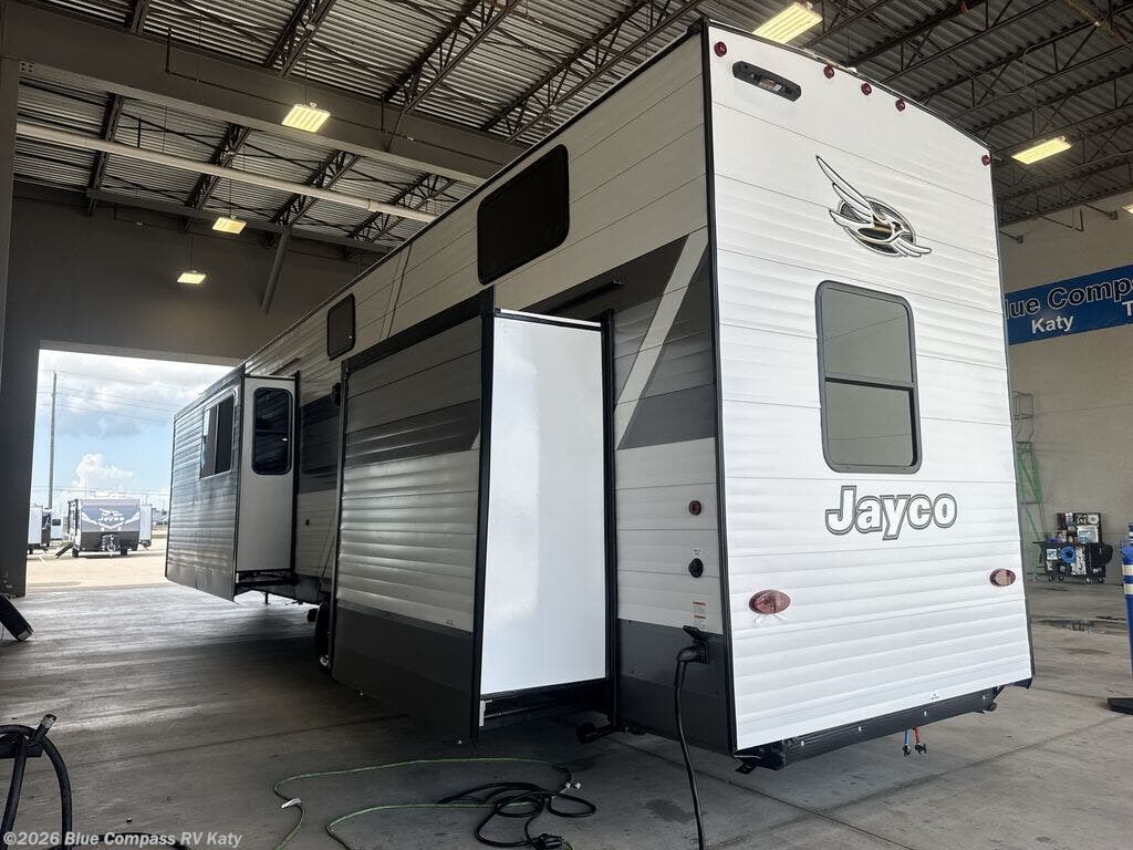 New 2027 Jayco Jay Flight Bungalow 404LOFT available in Katy, Texas