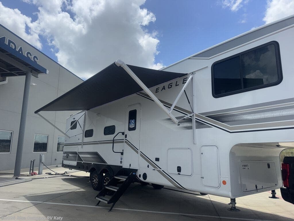 New 2027 Jayco Eagle 31QBH available in Katy, Texas