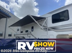 New 2027 Jayco Eagle 31QBH available in Katy, Texas
