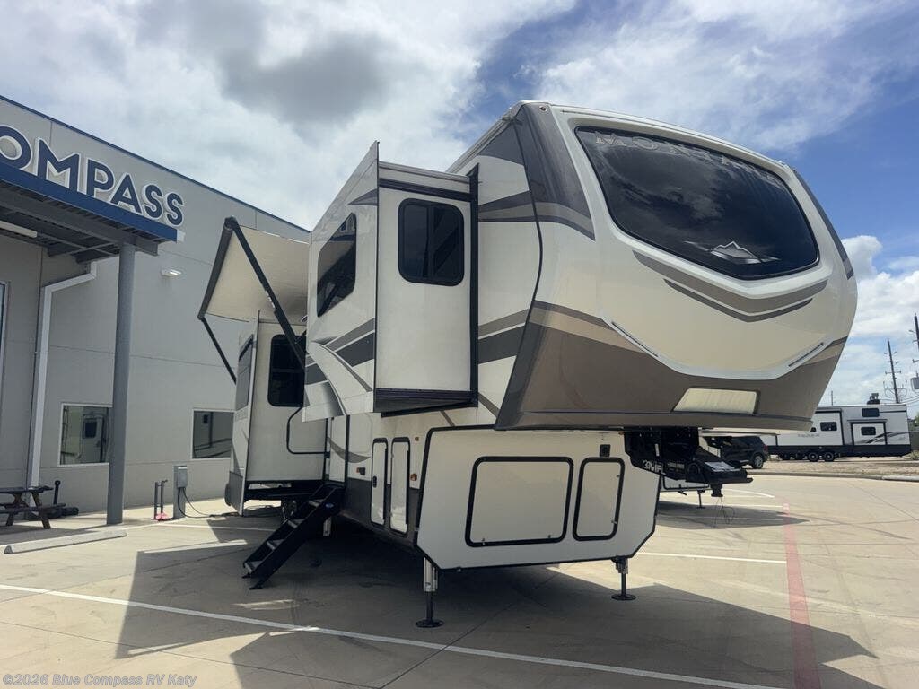 Used 2020 Keystone Montana High Country 3761FL available in Katy, Texas