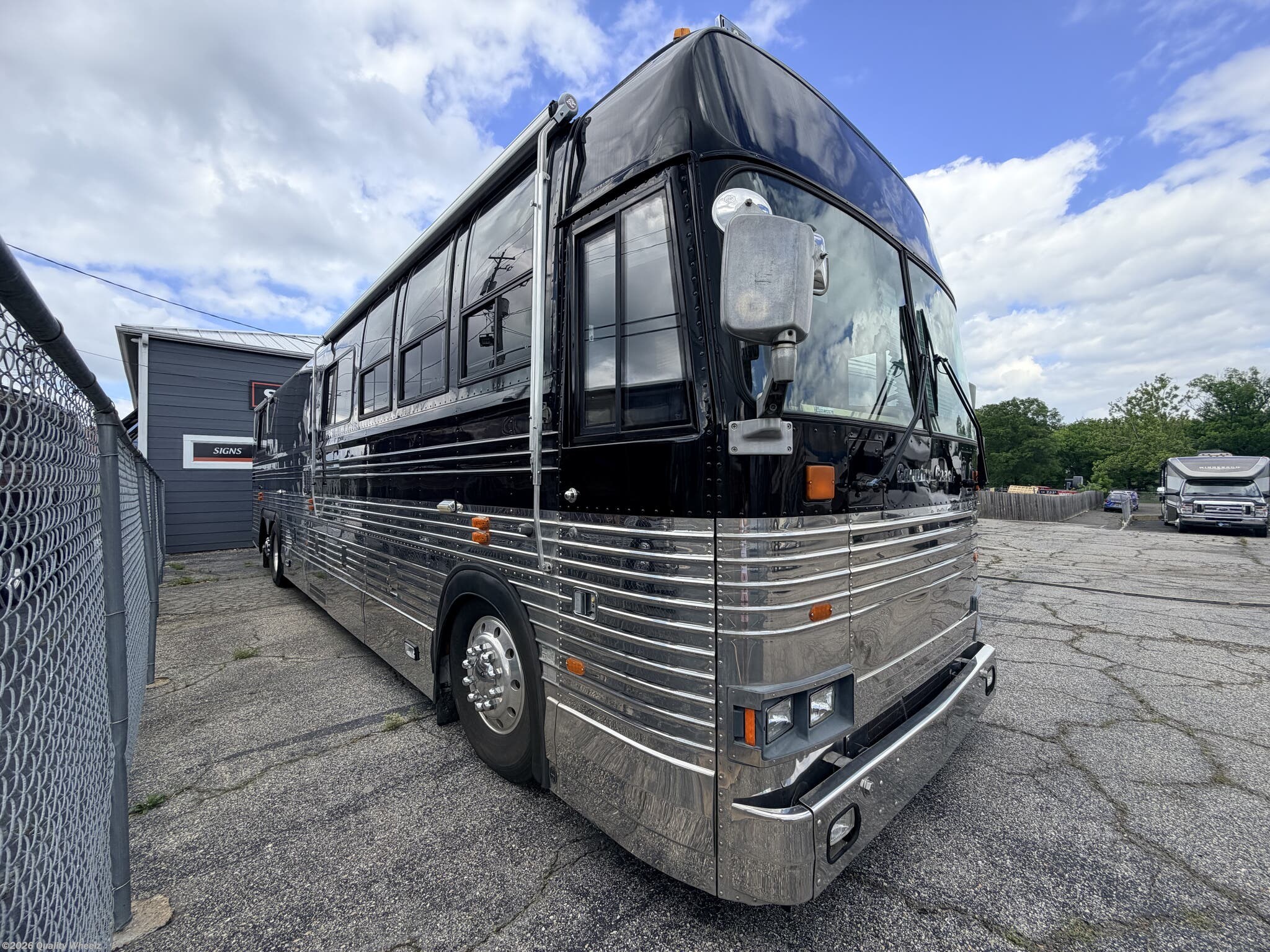 Used 1989 Prevost   available in Hot Springs, Arkansas