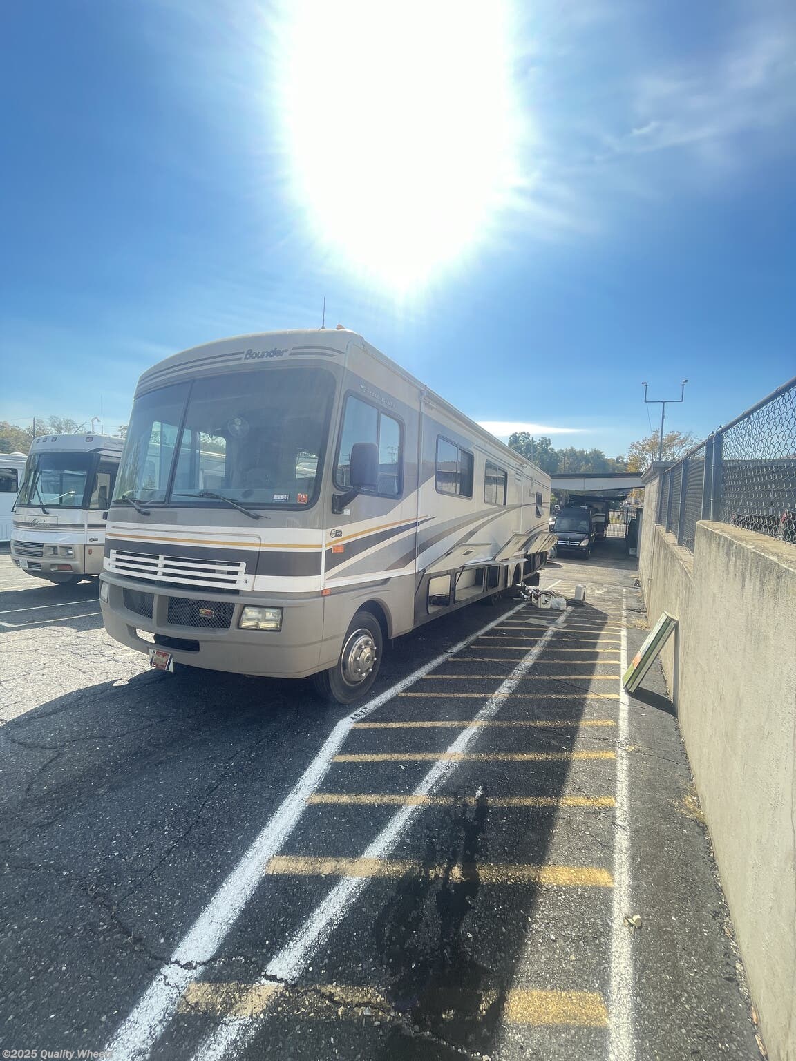 Used 2004 Fleetwood Bounder 35E DEER HUNTER'S SPECIAL available in Hot Springs, Arkansas
