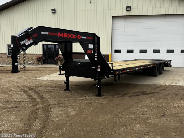 2024 MAXX-D LDX 32' X 102" LOW PROFILE W/ TWO 10K AXLES (27+5) available in Douglas, ND