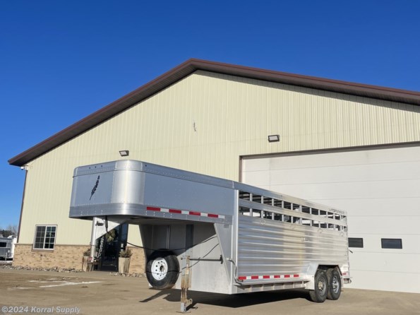 2012 Featherlite 20' Livestock Trailer - Two Compartments available in Douglas, ND