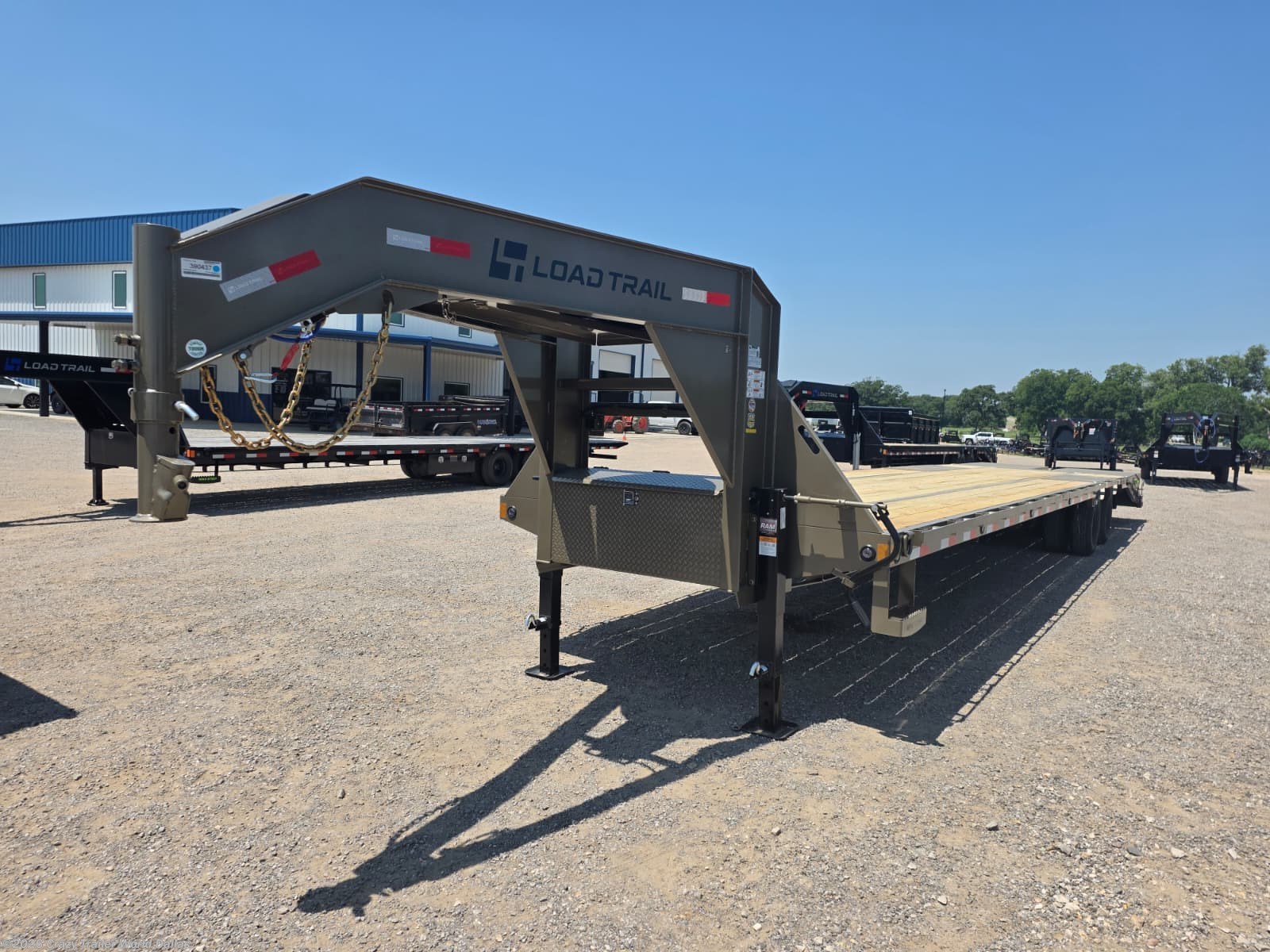 2027 Load Trail GP 102X40 Deckover Flatbed Gooseneck Trailer 25900 LB