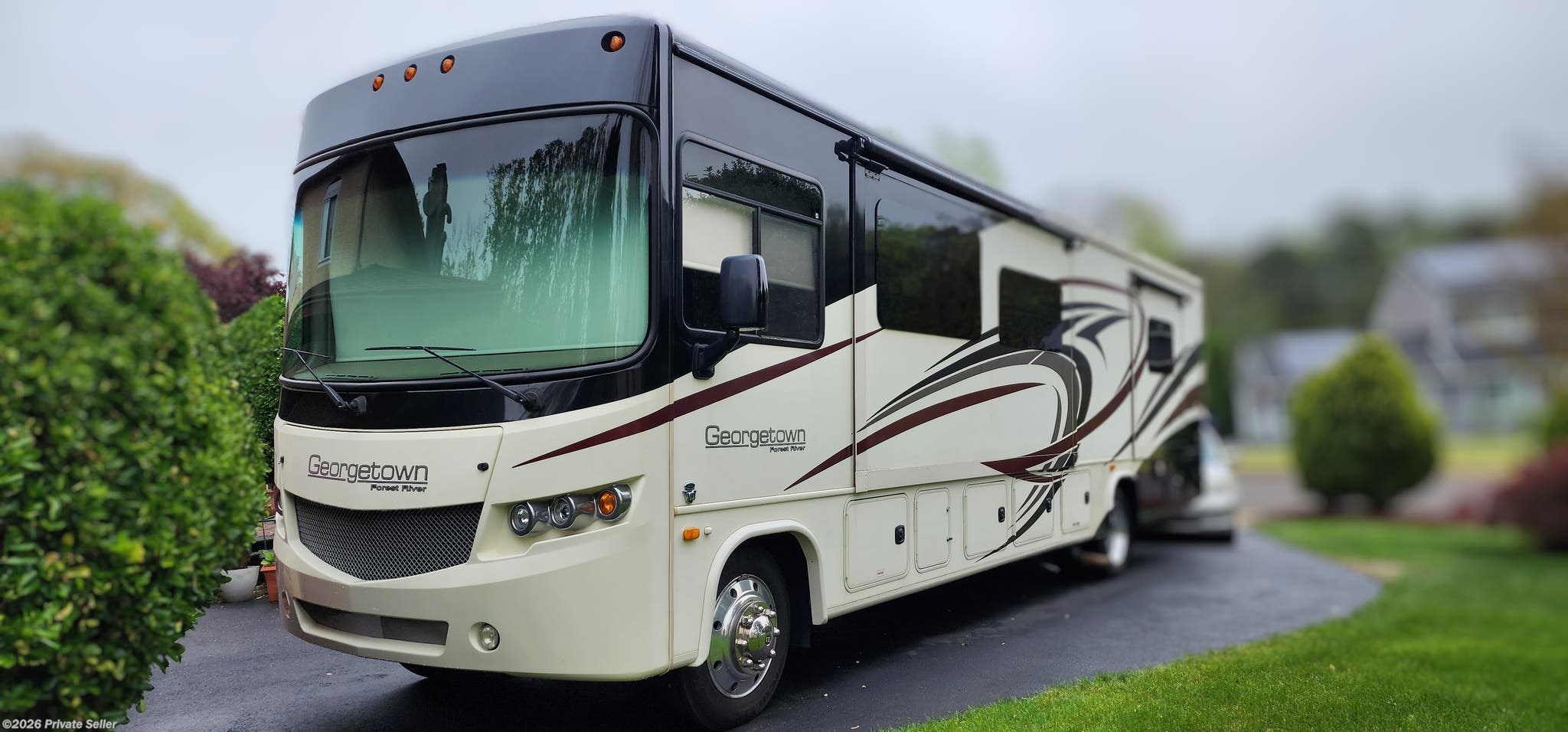 Used 2016 Forest River Georgetown 364TS available in Voorhees Township, New Jersey