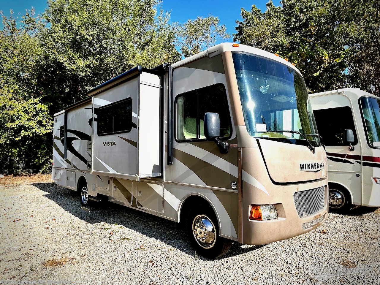 Used 2014 Winnebago Vista 30T available in Bonne Terre, Missouri