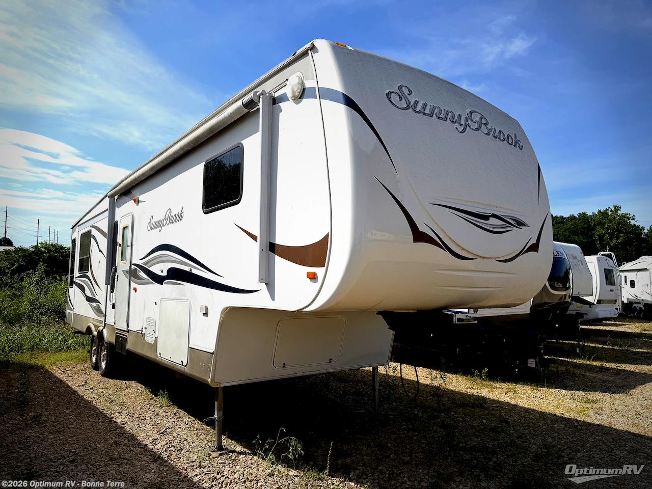 Used 2011 SunnyBrook Bristol Bay 3455CK available in Bonne Terre, Missouri