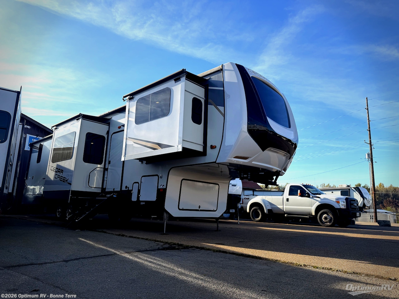 Used 2022  Forest River Cedar Creek 371FL by Forest River from Optimum RV - Bonne Terre in Bonne Terre, MO