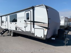 New 2025 Forest River Rockwood Ultra Lite 2918BH available in Redmond, Oregon