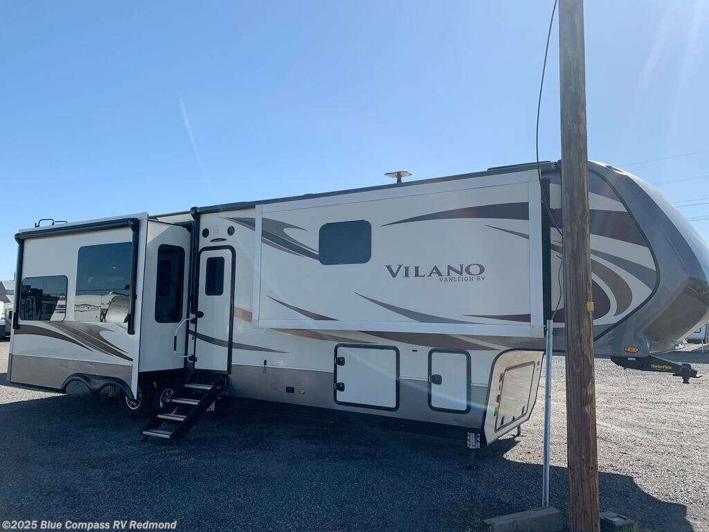 Used 2019 Vanleigh Vilano 369FB available in Redmond, Oregon