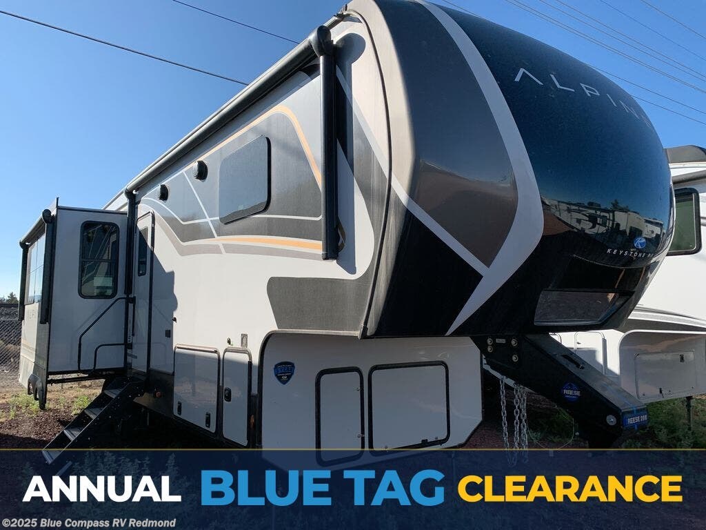 Used 2024 Keystone Alpine 3011CK available in Redmond, Oregon