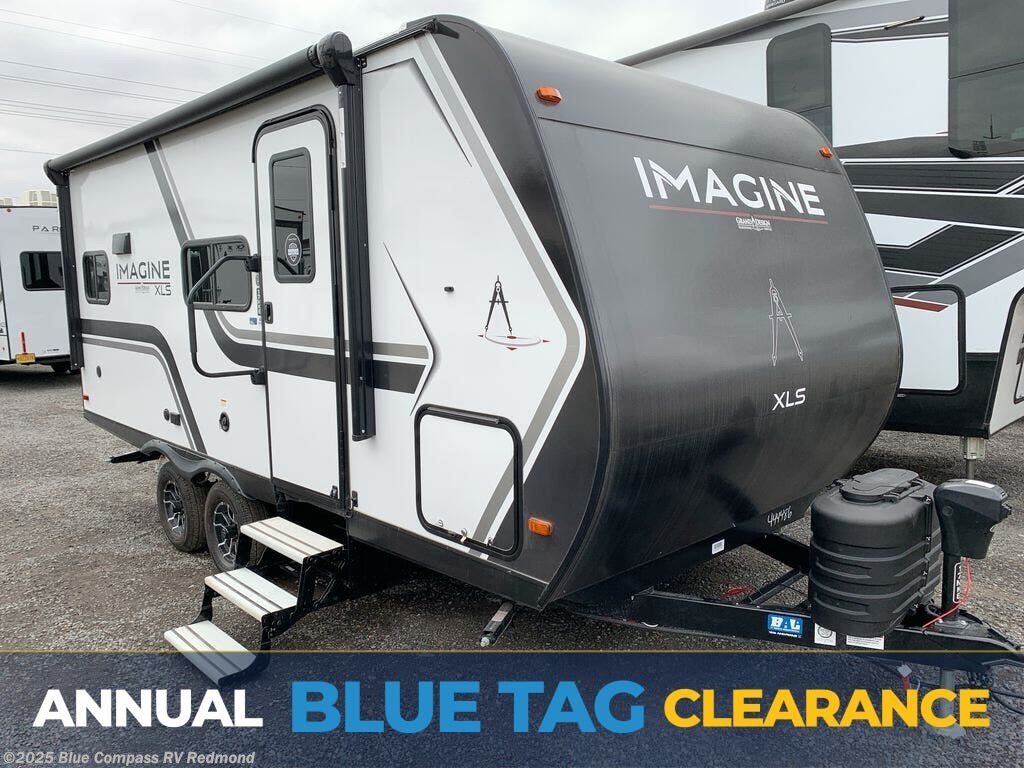 New 2026 Grand Design Imagine XLS 17MKE available in Redmond, Oregon
