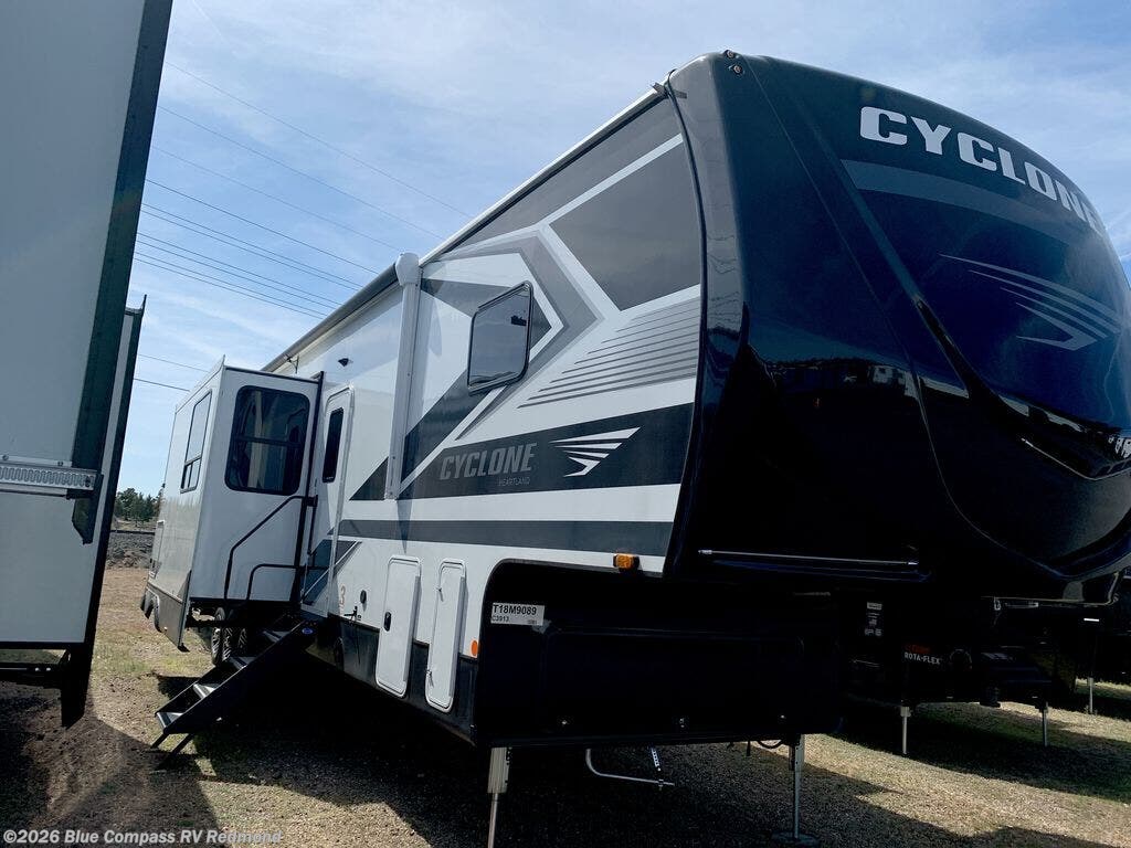 New 2026 Heartland Cyclone 3913 available in Redmond, Oregon