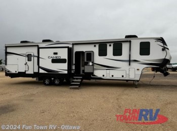 Used 2022 CrossRoads Cameo CE4051BH available in Ottawa, Kansas