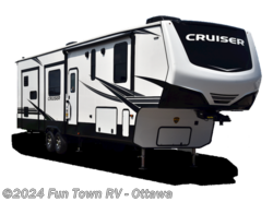 New 2025 CrossRoads Cruiser Aire CR32BH available in Ottawa, Kansas