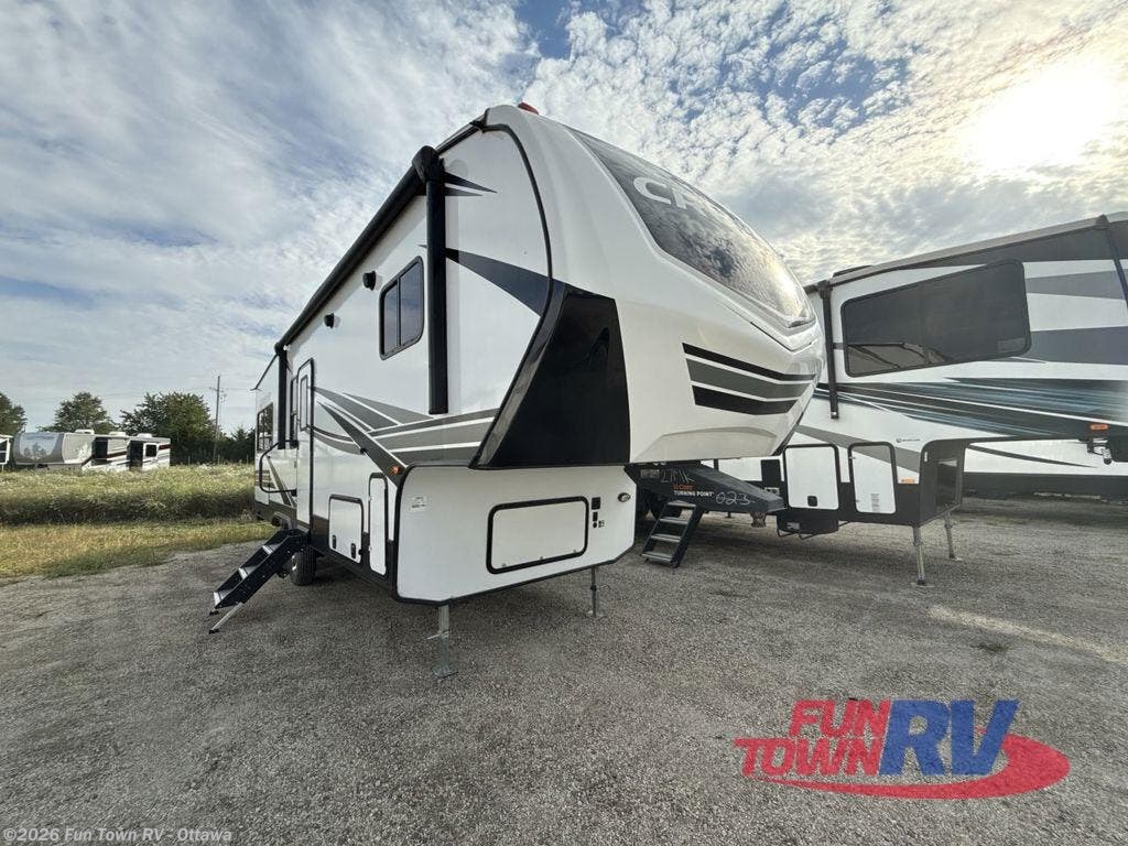 Used 2023 CrossRoads Cruiser Aire CR27MK available in Ottawa, Kansas