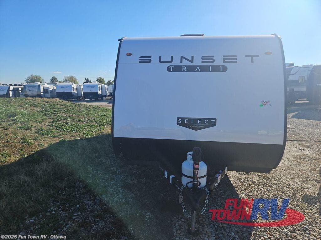 New 2026 CrossRoads Sunset Trail 17BHS available in Ottawa, Kansas