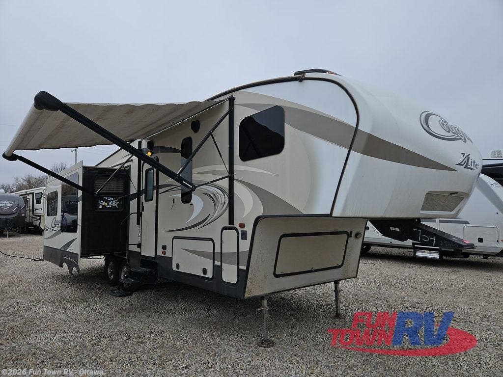 Used 2016 Keystone Cougar X-Lite 29RES available in Ottawa, Kansas