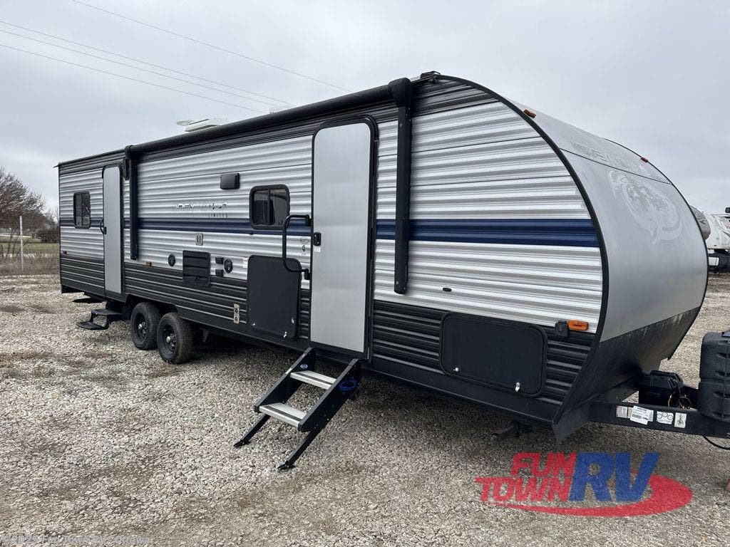 Used 2019 Forest River Cherokee Grey Wolf 27RR available in Ottawa, Kansas