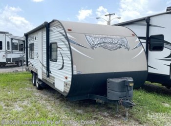 Used 2016 Forest River Wildwood 241QBXL available in Knoxville, Tennessee