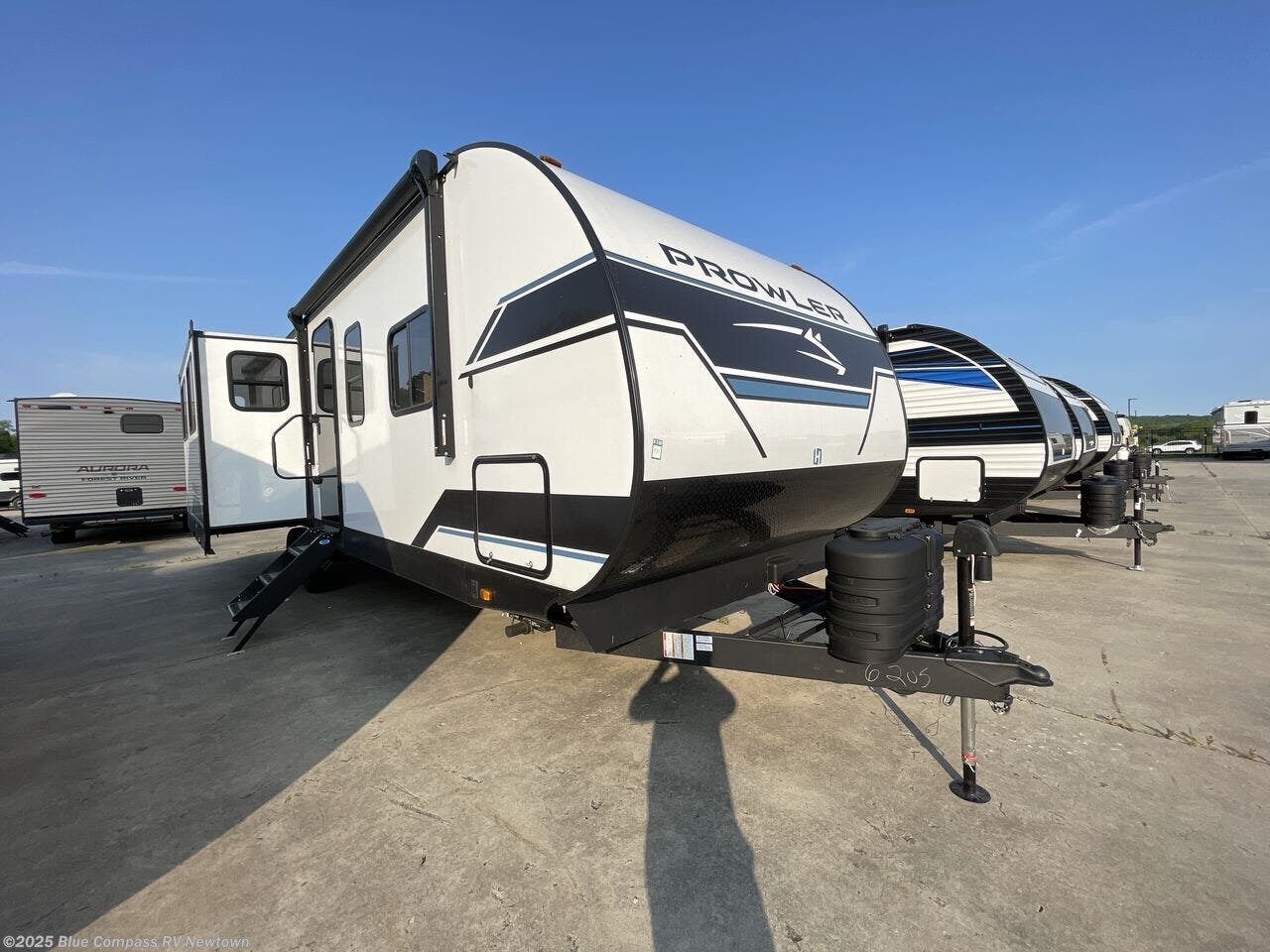 New 2025 Heartland Prowler 3009RL available in Newtown, Connecticut